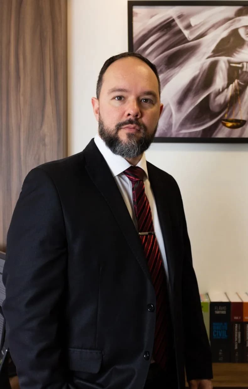 Dr. Ednilson Henrique Siqueira